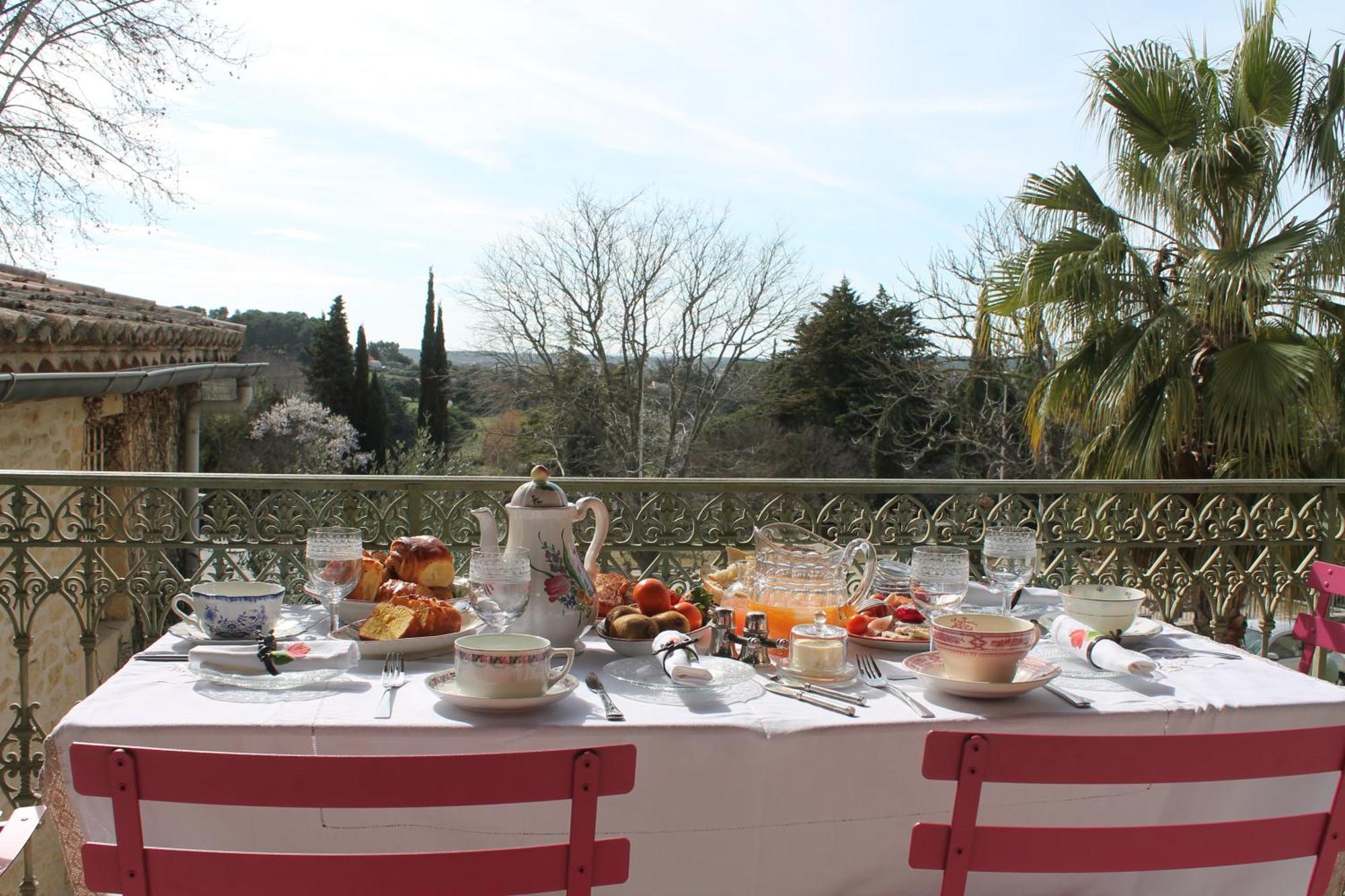 La Demeure Bed And Breakfast Aubais Esterno foto