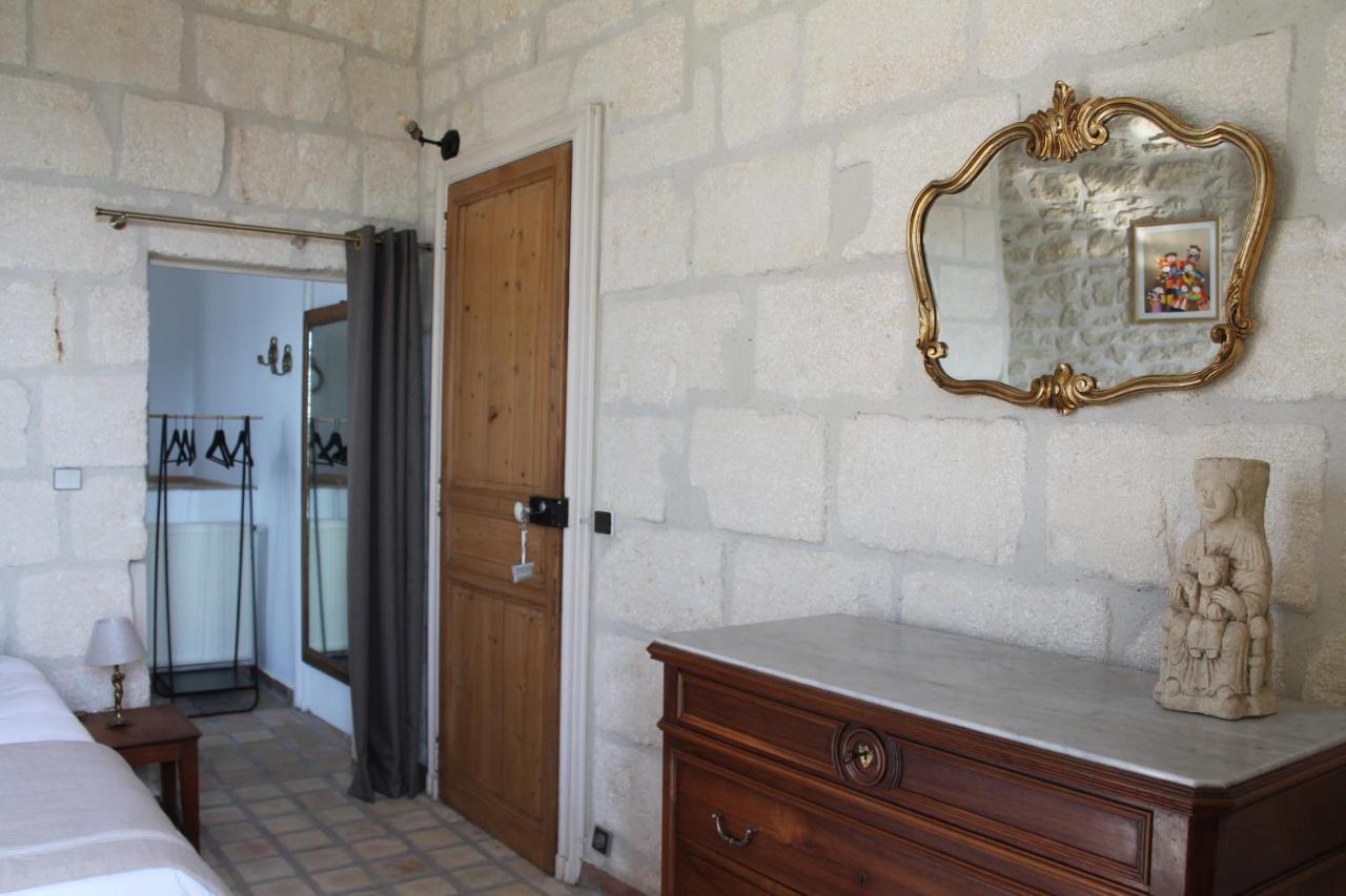 La Demeure Bed And Breakfast Aubais Esterno foto