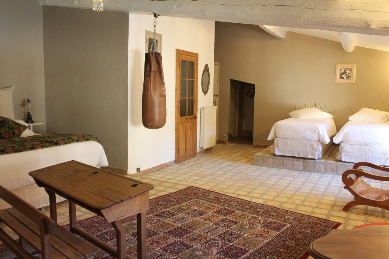 La Demeure Bed And Breakfast Aubais Esterno foto