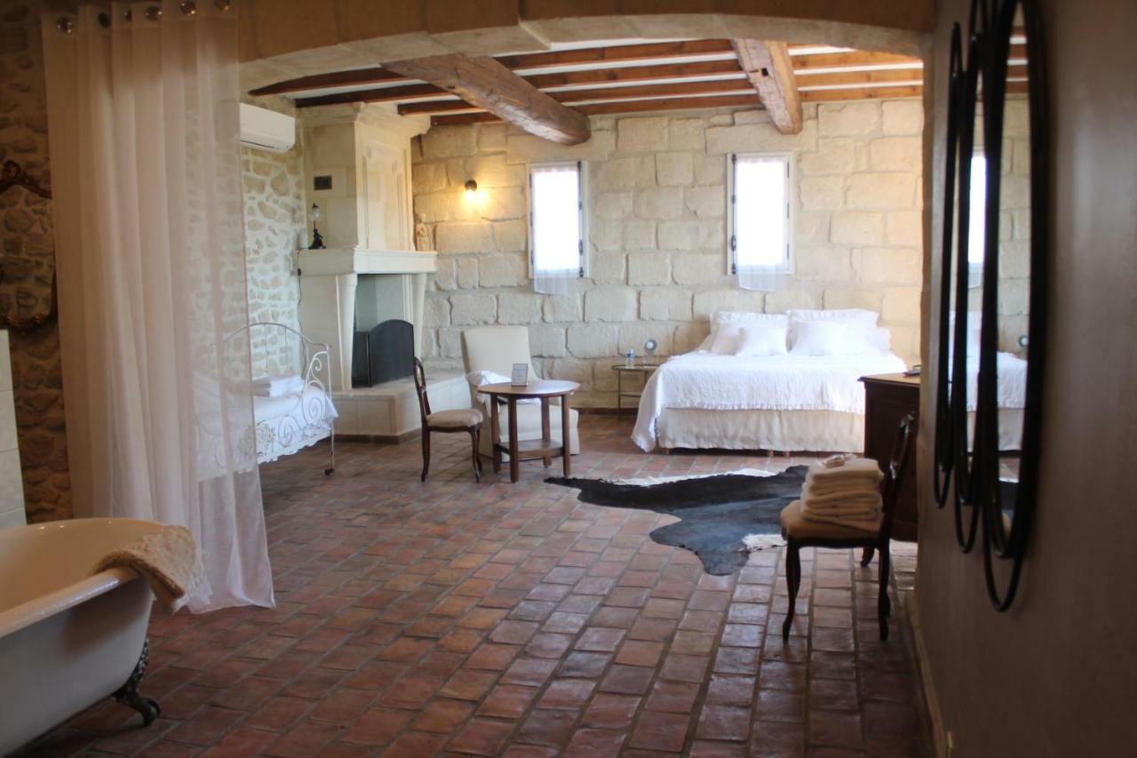 La Demeure Bed And Breakfast Aubais Esterno foto